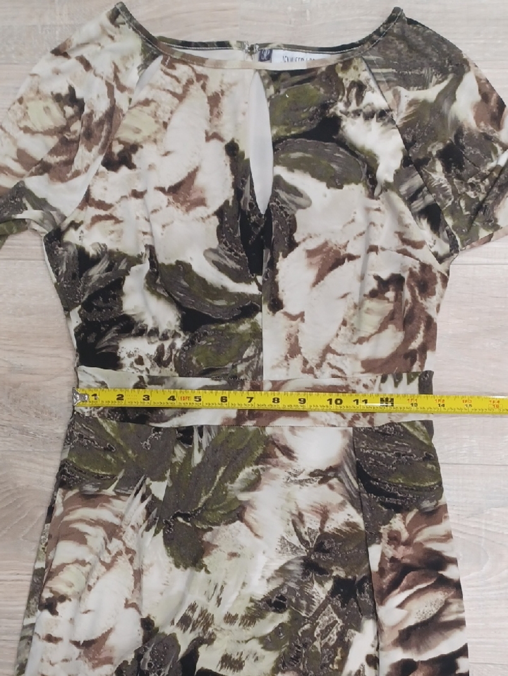 Medium Sheath Dress with lining & keyholes. Long Sleeve dress. Special Occasion - Picture 13 of 16
